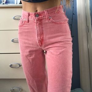 Sold! Levi’s vintage style pink mom jeans